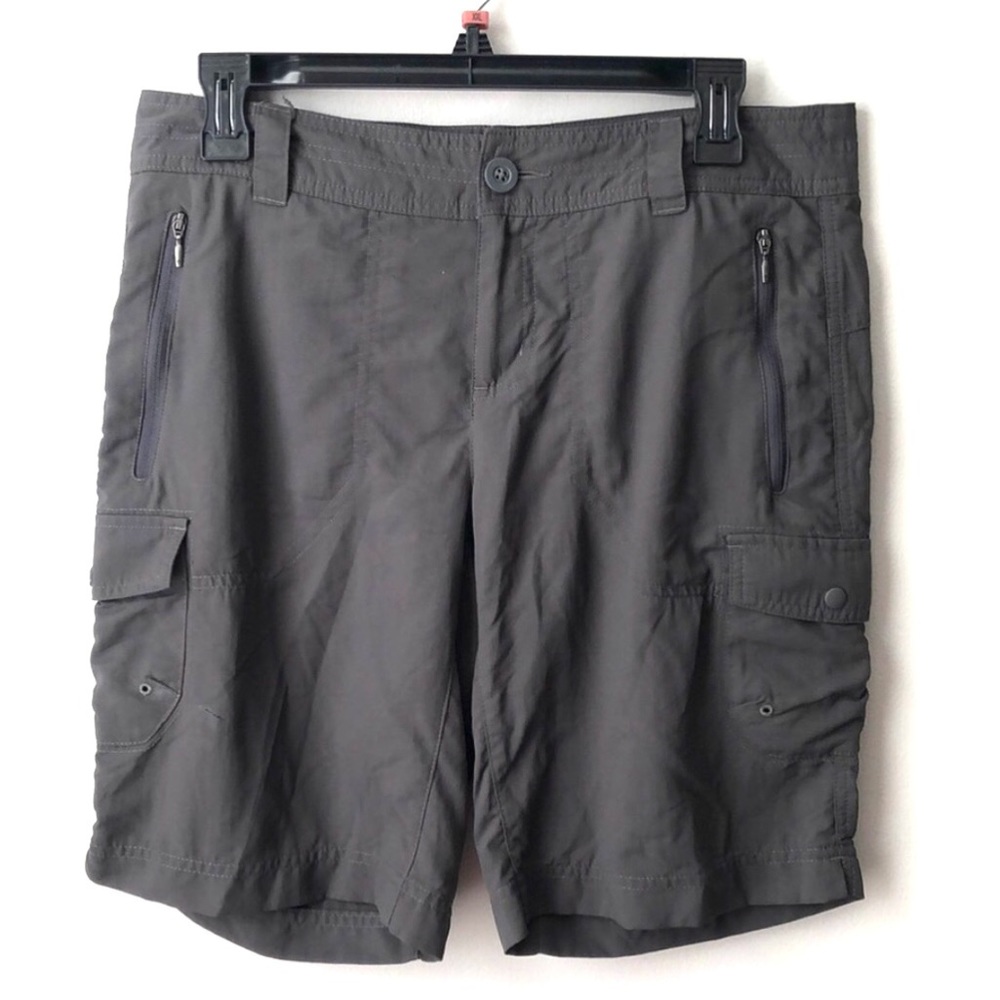 Columbia Gray Zipper Velcro Pockets Athleisure Shorts size 10L